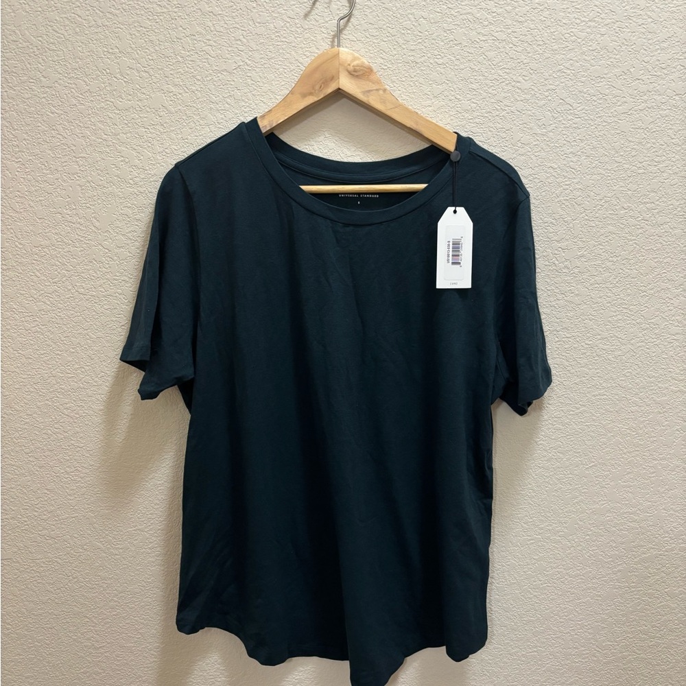 Universal Standard Dark Green Short Sleeve Tee Rex